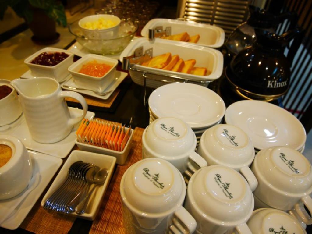 Swutel Hotel Бангкок Экстерьер фото