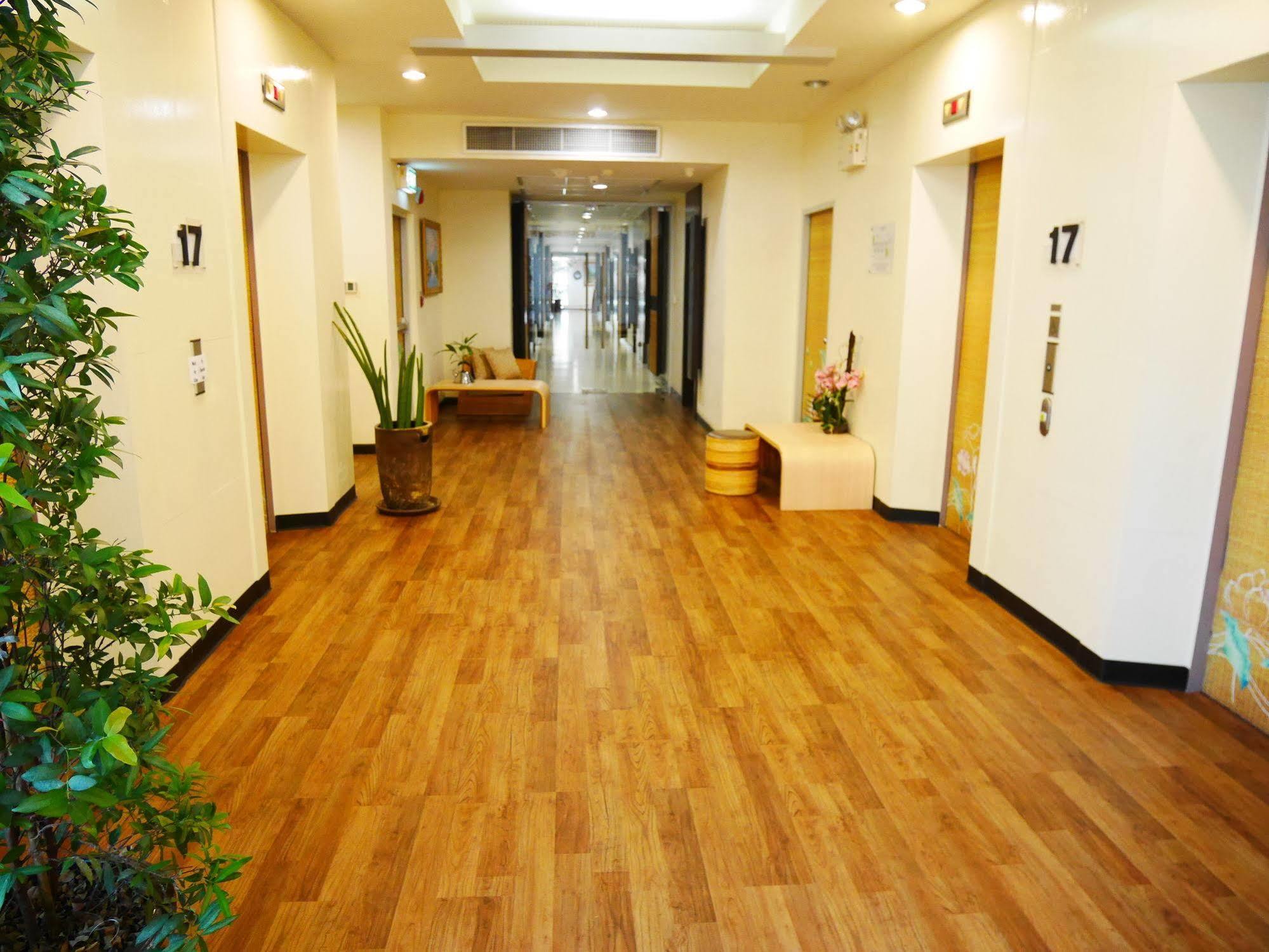 Swutel Hotel Бангкок Экстерьер фото