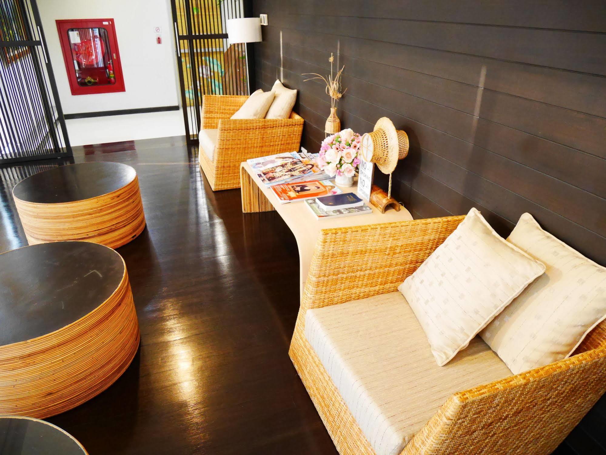 Swutel Hotel Бангкок Экстерьер фото